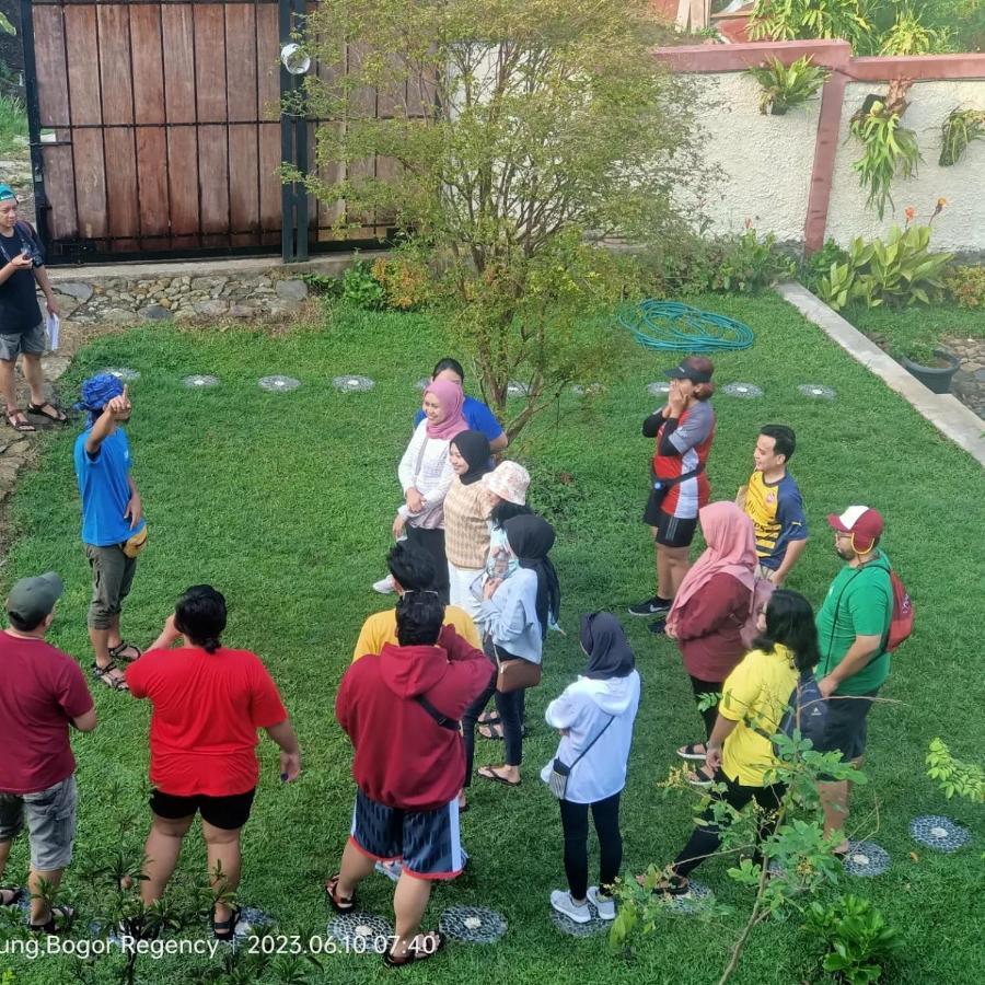 Wooden House Paseban Villa Bogor Exterior photo